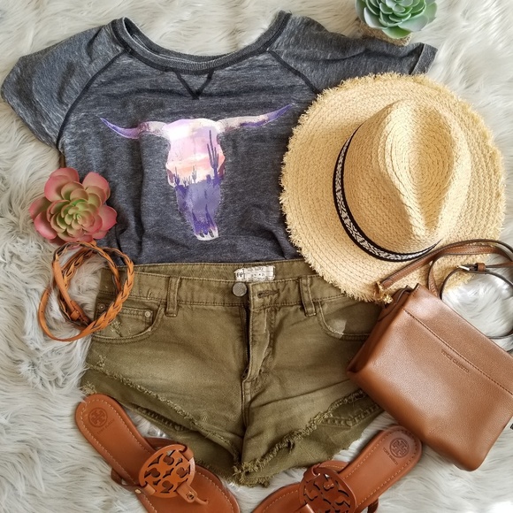 Free People Pants - 🍍🍍Free people shorts